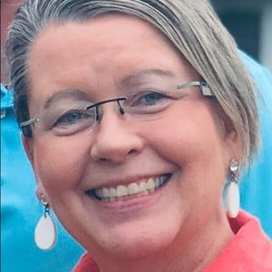 Meet your Posher, Glenda